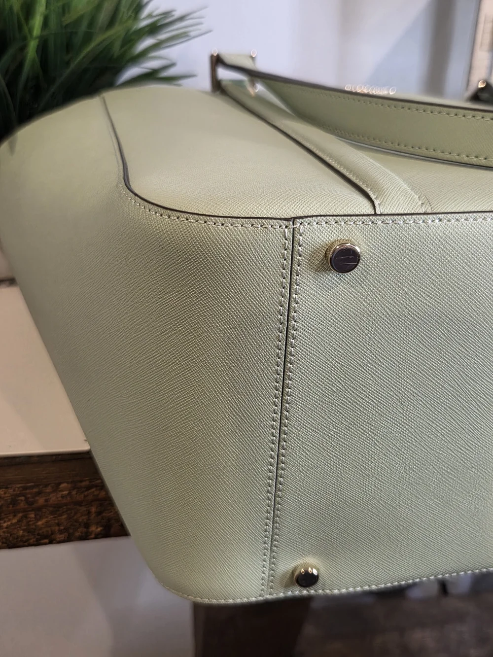 Kate Spade Newbury Lane Briar Saffiano Leather Tote – Light Mint Green (NWT)